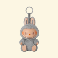 Labubu PVC Figura (Sedeća Edicija) – Replika Popmart Dizajn